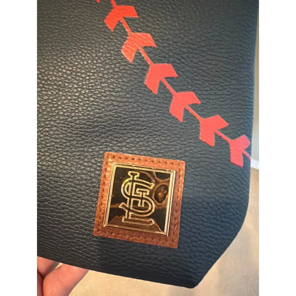 ⭐️ STL Cardinals Blue Leather Crossbody Purse W/ Gold Chain Strap MLB Baseball